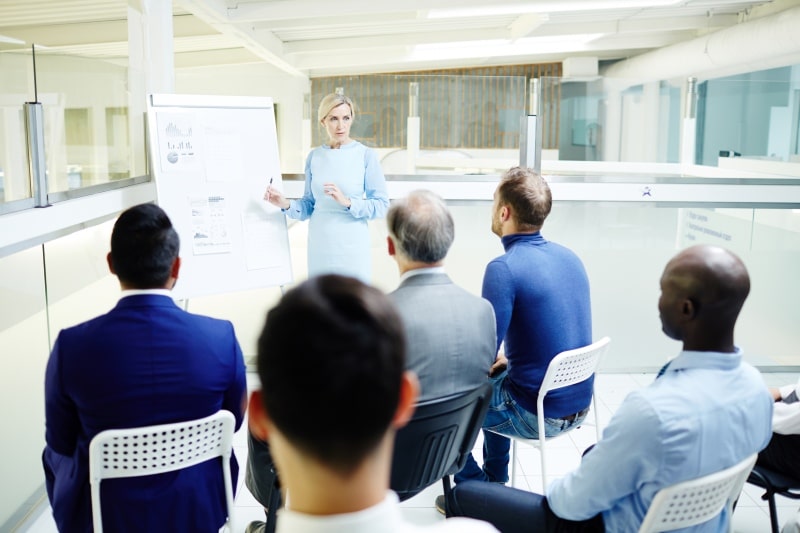 Procurement manager-3